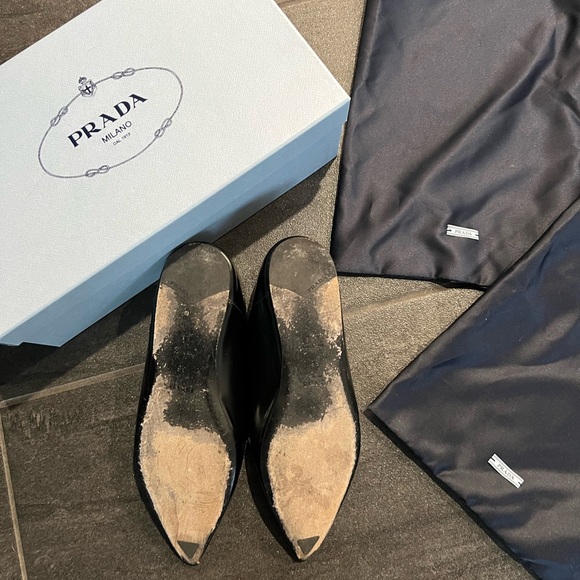 PRADA LEATHER FLATS size 36 - Picture 4 of 9